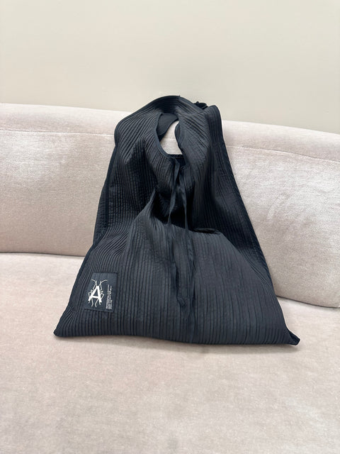 Simple Wrinkled TOTE bag
