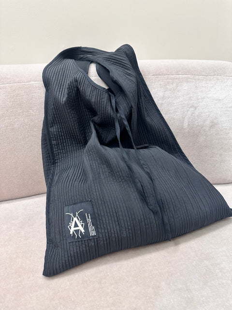 Simple Wrinkled TOTE bag