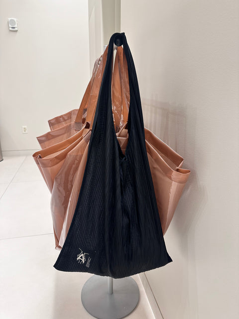 Simple Wrinkled TOTE bag