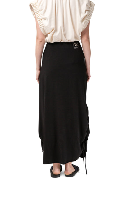 Simple viscose skirt