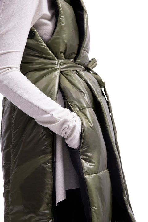 Camouflage prošívaná zimní vesta